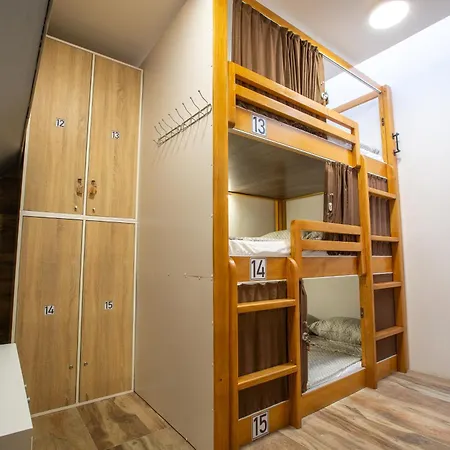 Aisha * Λιουμπλιάνα