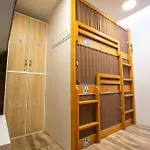 Aisha Hostel *