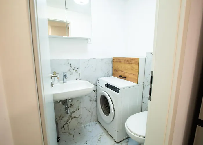 Aisha לובליאנה